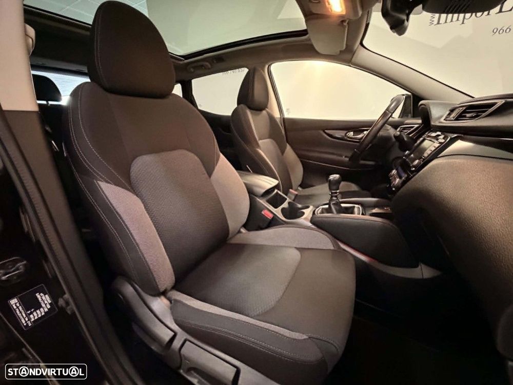 Nissan Qashqai 1.5 dCi N-Connecta - 12