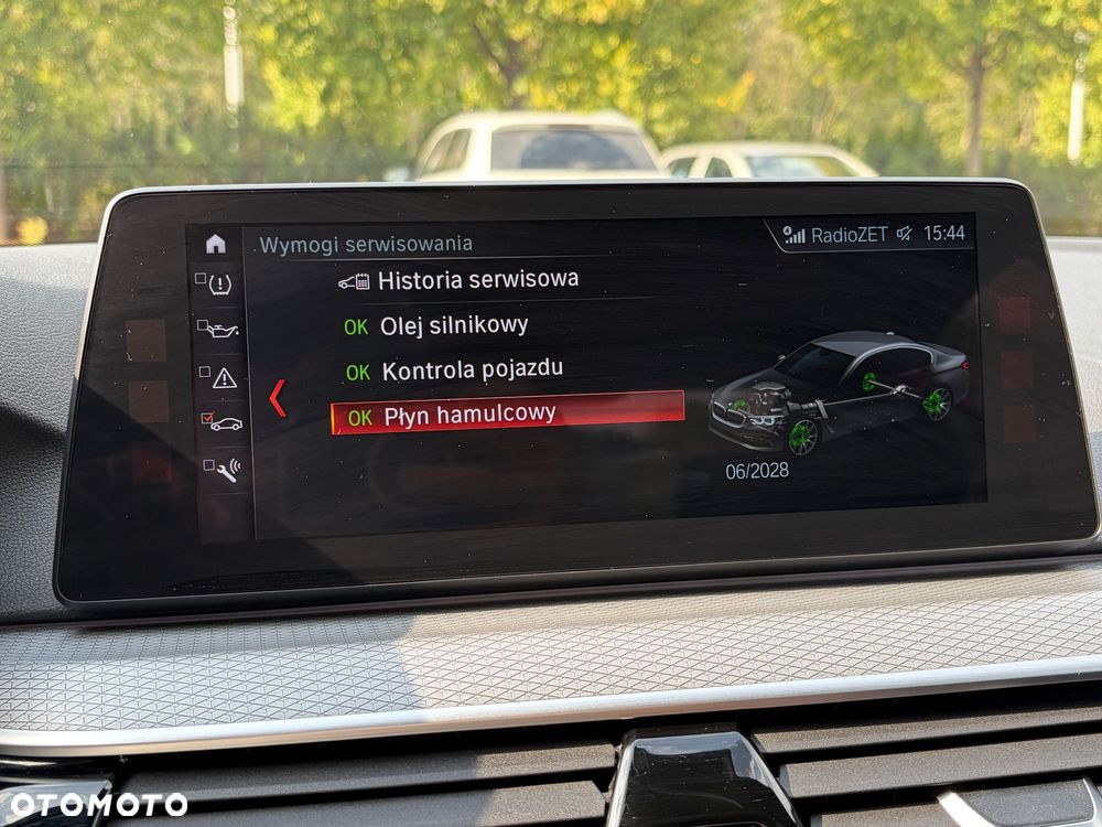 BMW Seria 5 530i xDrive - 16