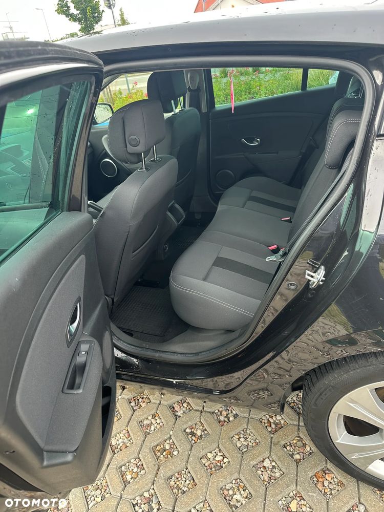 Renault Megane 1.6 16V 110 Expression - 13