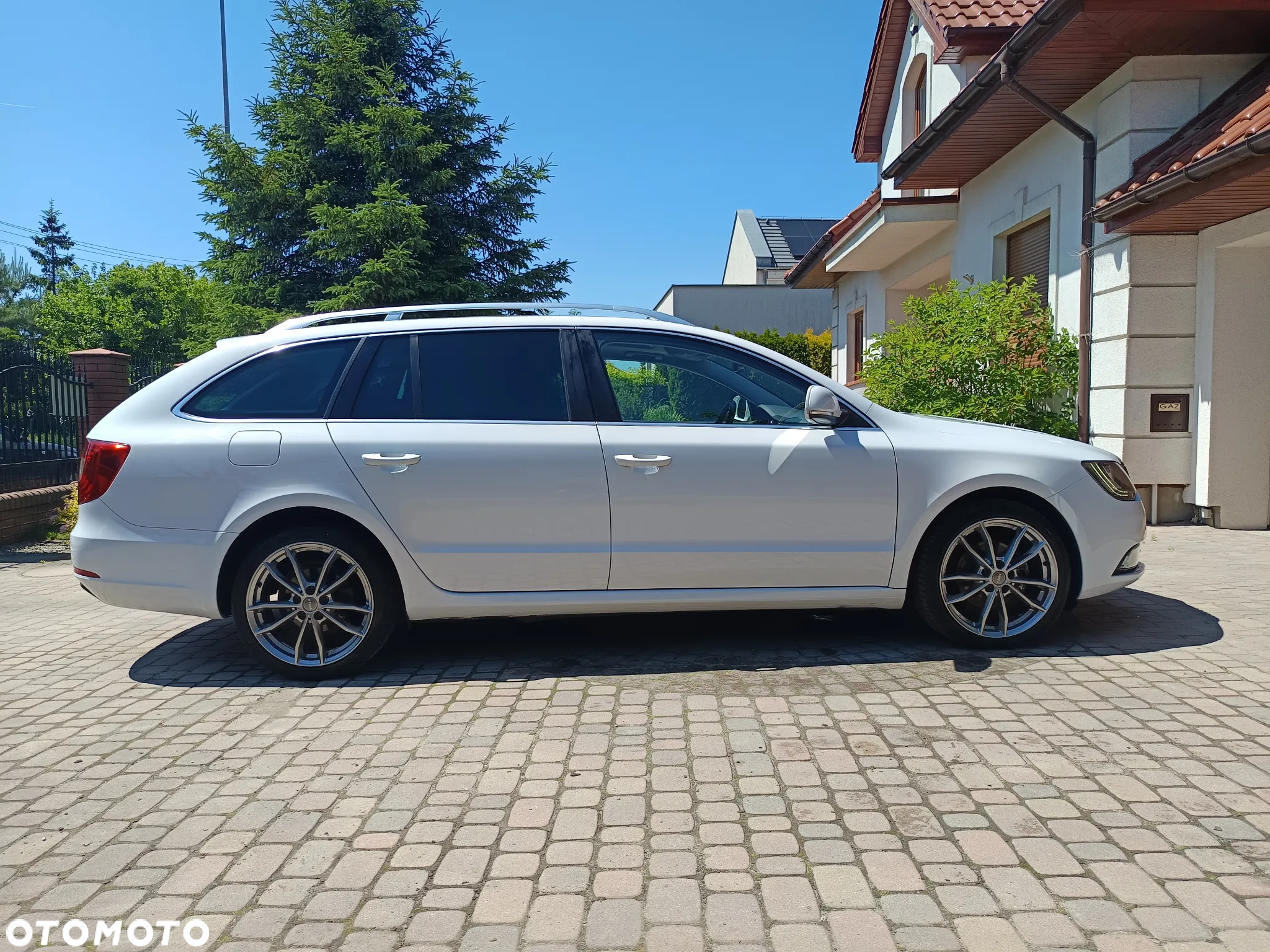 Skoda Superb 1.6 TDI Elegance Greenline - 15
