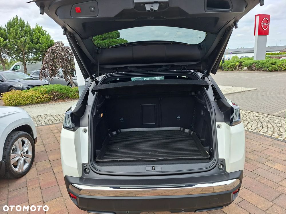 Peugeot 3008 1.2 PureTech Allure Pack S&S EAT8 - 13