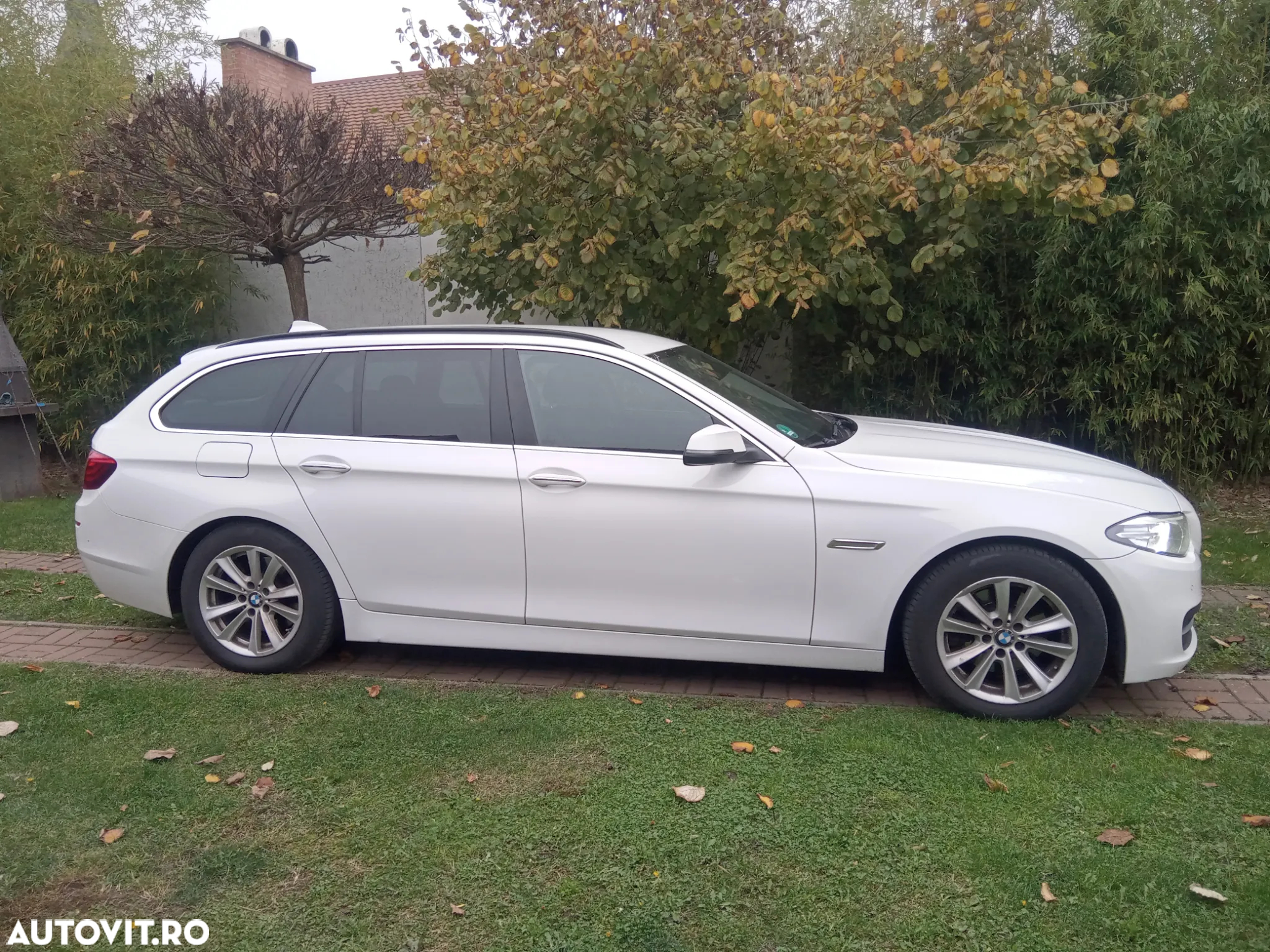 BMW Seria 5 520d Touring Aut. - 4