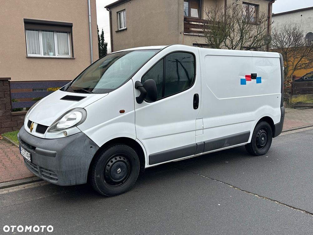 Renault Trafic - 2