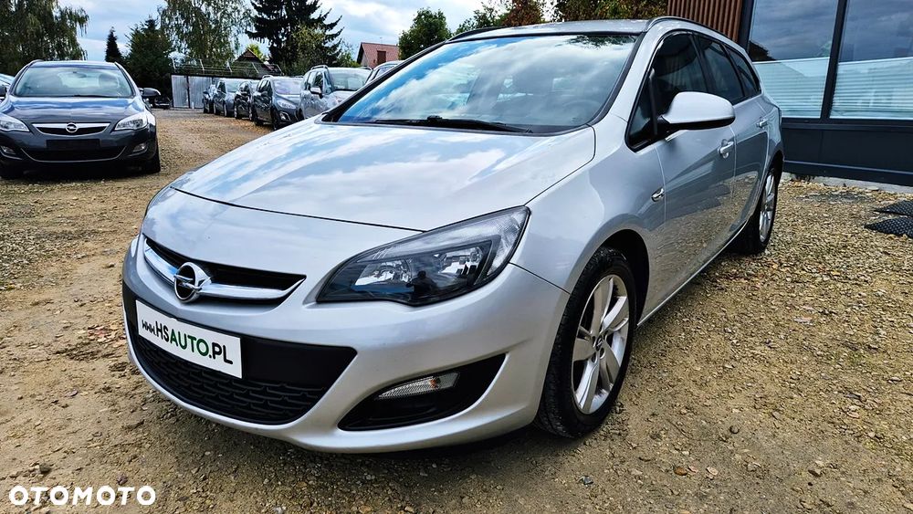 Opel Astra IV 1.4 T Cosmo EU6 - 26