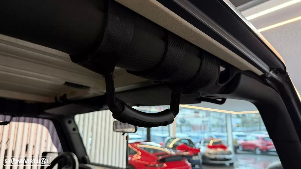 Jeep Wrangler Unlimited 2.8 CRD MTX Rubicon - 18