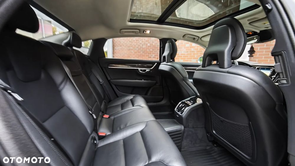 Volvo S90 - 33