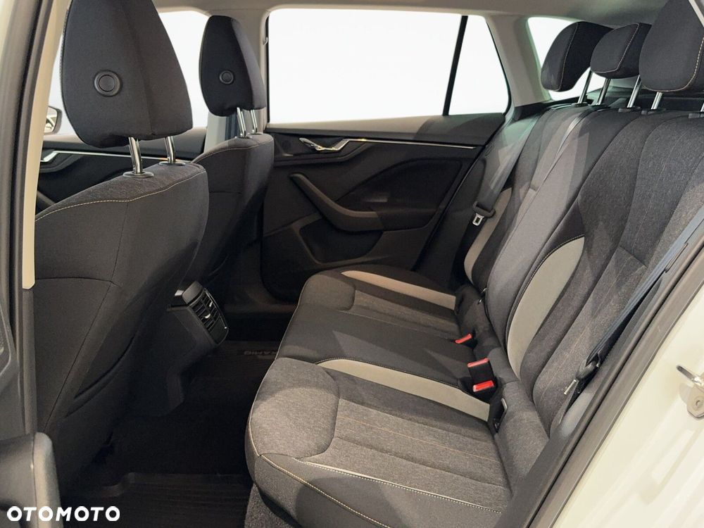 Skoda Kamiq 1.0 TSI Style DSG - 14