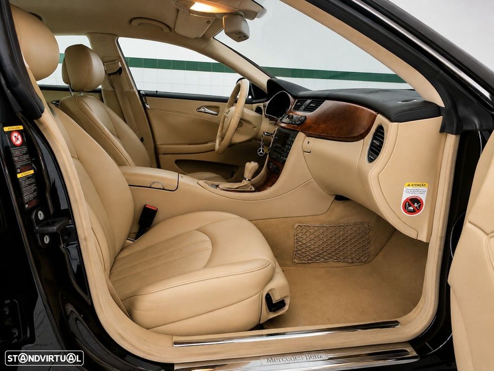 Mercedes-Benz CLS 320 CDI - 11