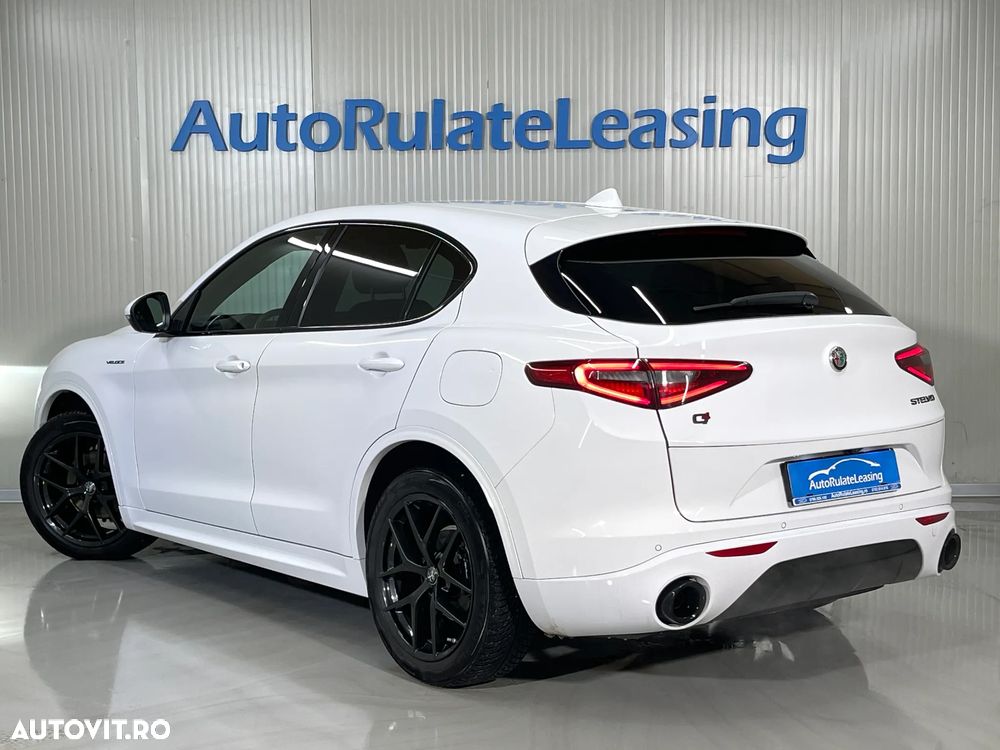 Alfa Romeo Stelvio - 4