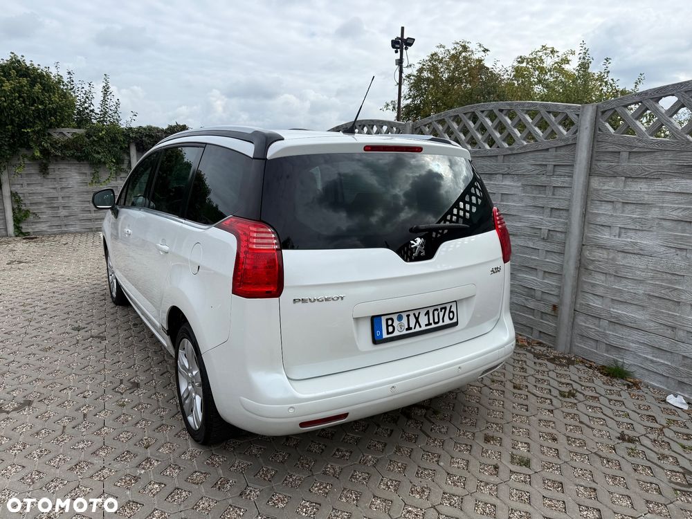 Peugeot 5008 2013 photo 5