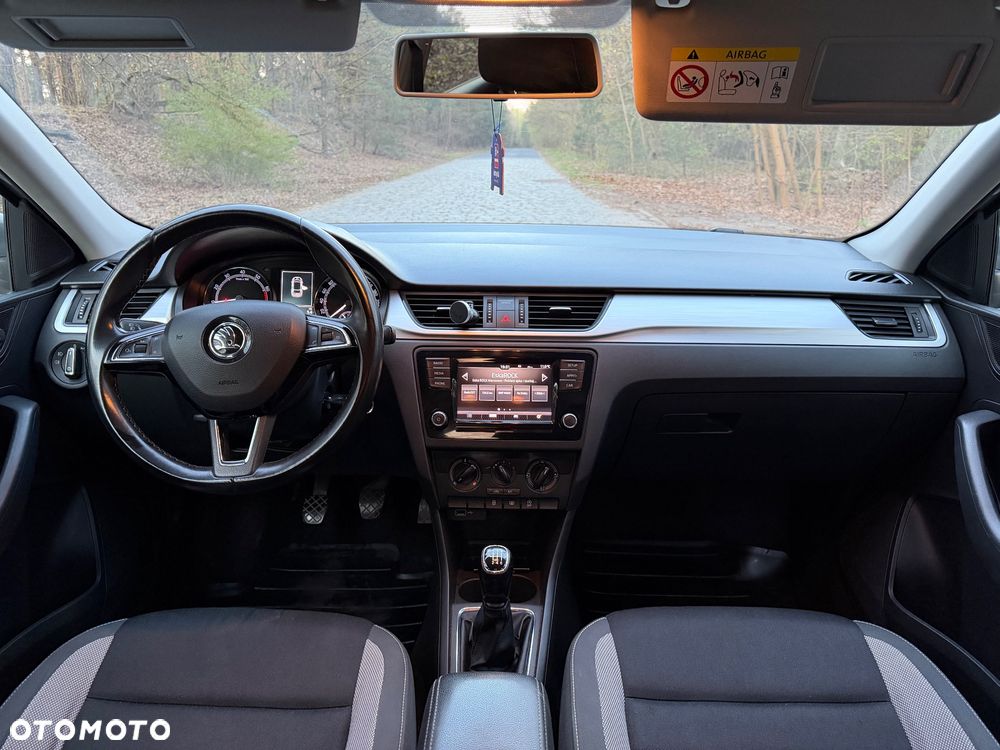 Skoda RAPID 1.0 TSI Style - 17