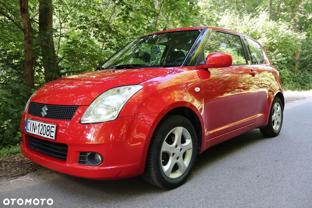Suzuki Swift 1.3 GC - 1