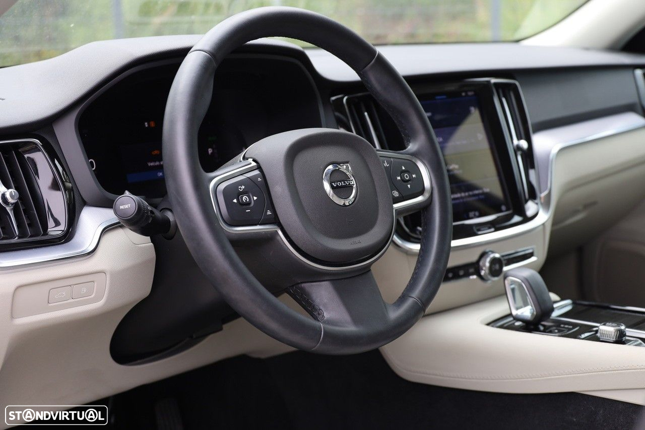 Volvo V60 2.0 T6 AWD TE Core - 14