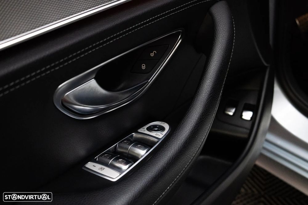 Mercedes-Benz E 220 d AMG Line - 23