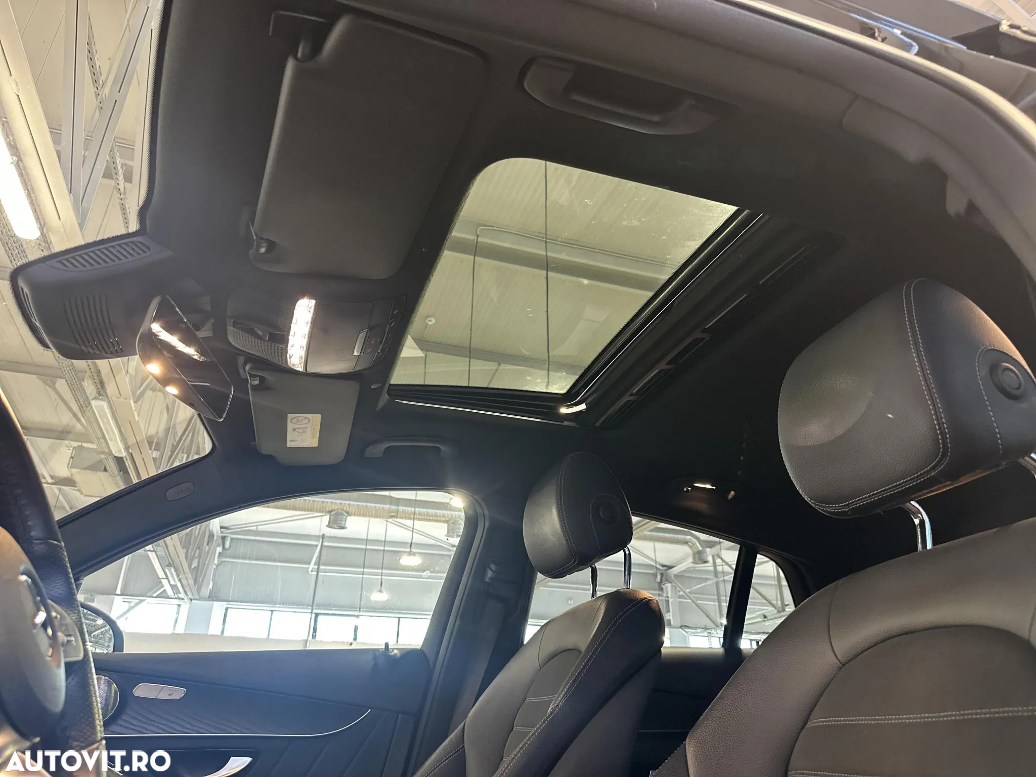 Mercedes-Benz GLC Coupe 300 e 4Matic 9G-TRONIC AMG Line - 23