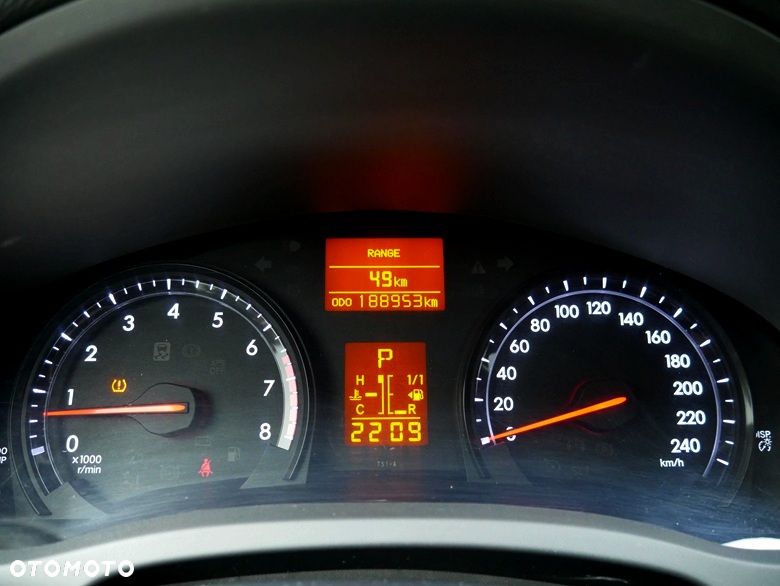 Toyota Avensis Touring Sports 1.8 Executive - 29