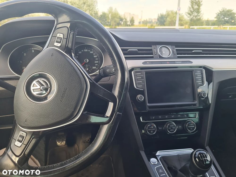 Volkswagen Passat 2.0 TDI BMT Comfortline - 2