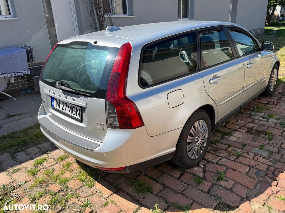 Volvo V50 - 3