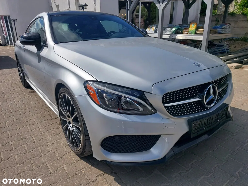 Mercedes-Benz Klasa C 300 Coupe 9G-TRONIC AMG Line - 5