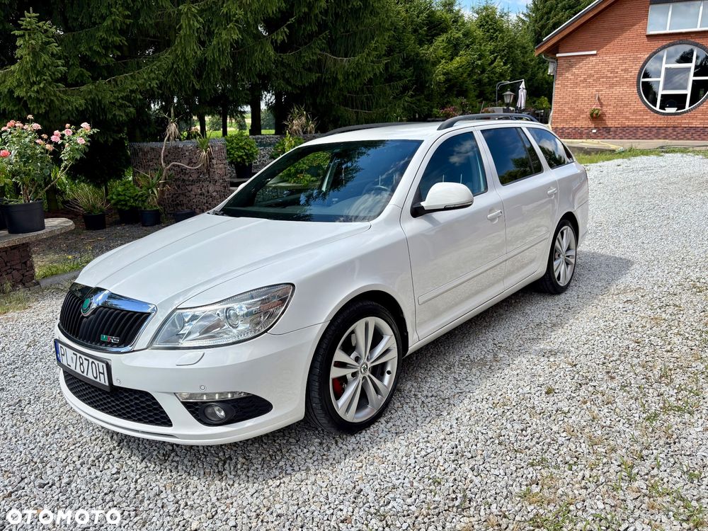 Skoda Octavia 2.0 TDI DPF DSG RS - 16