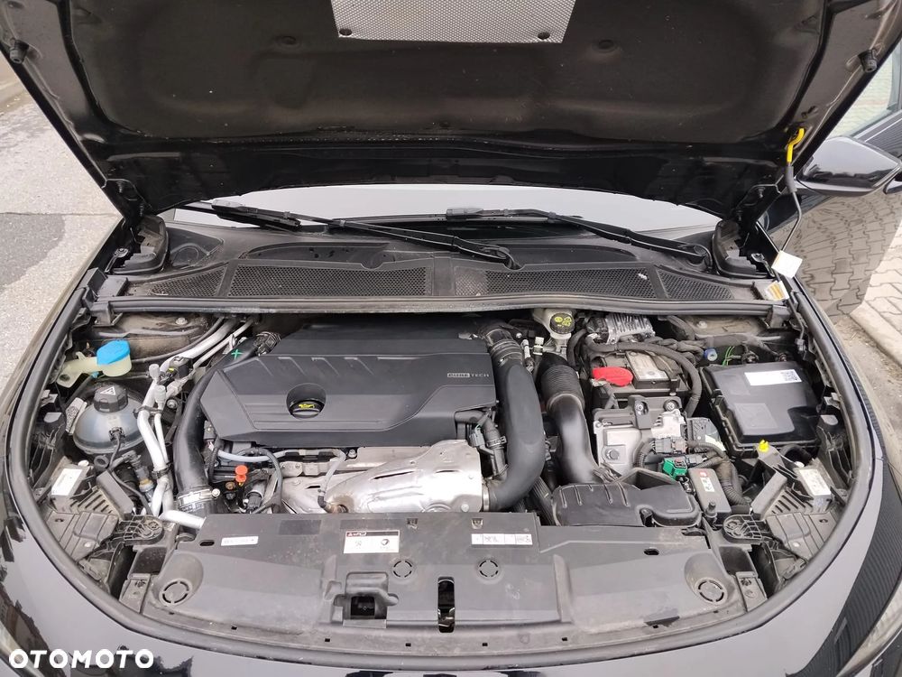 Peugeot 308 180 e-EAT8 GT - 11
