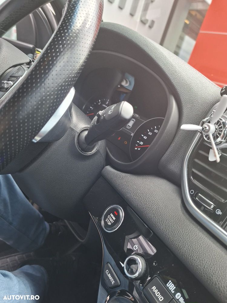 Kia Sportage 2.0 DSL 8AT HP 4x4 GT Line - 27