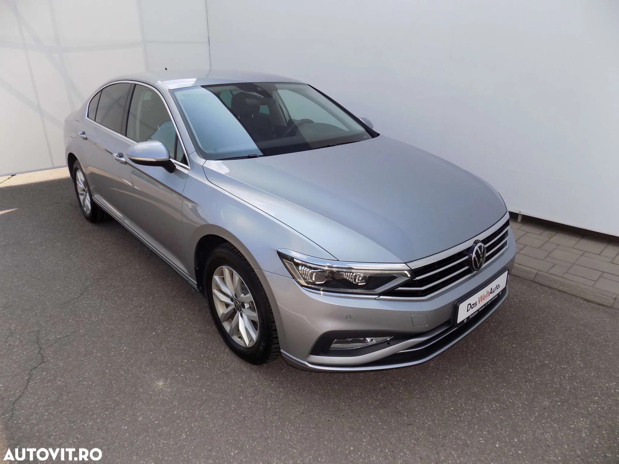 Volkswagen Passat 2.0 TDI DSG Comfortline - 8