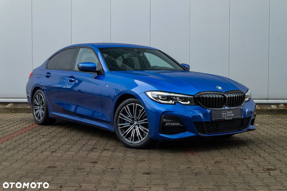 BMW Seria 3 330i xDrive M Sport - 3