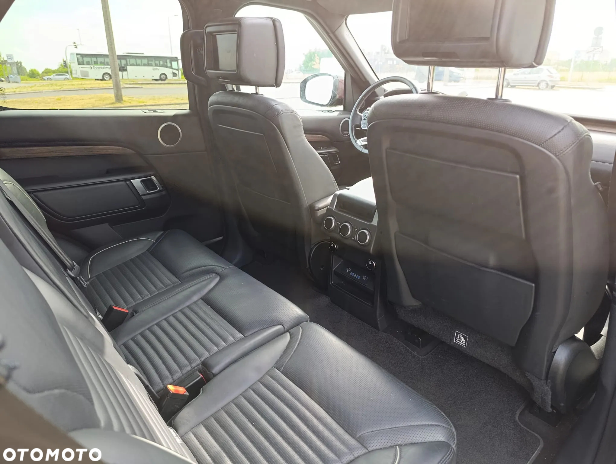 Land Rover Discovery - 25