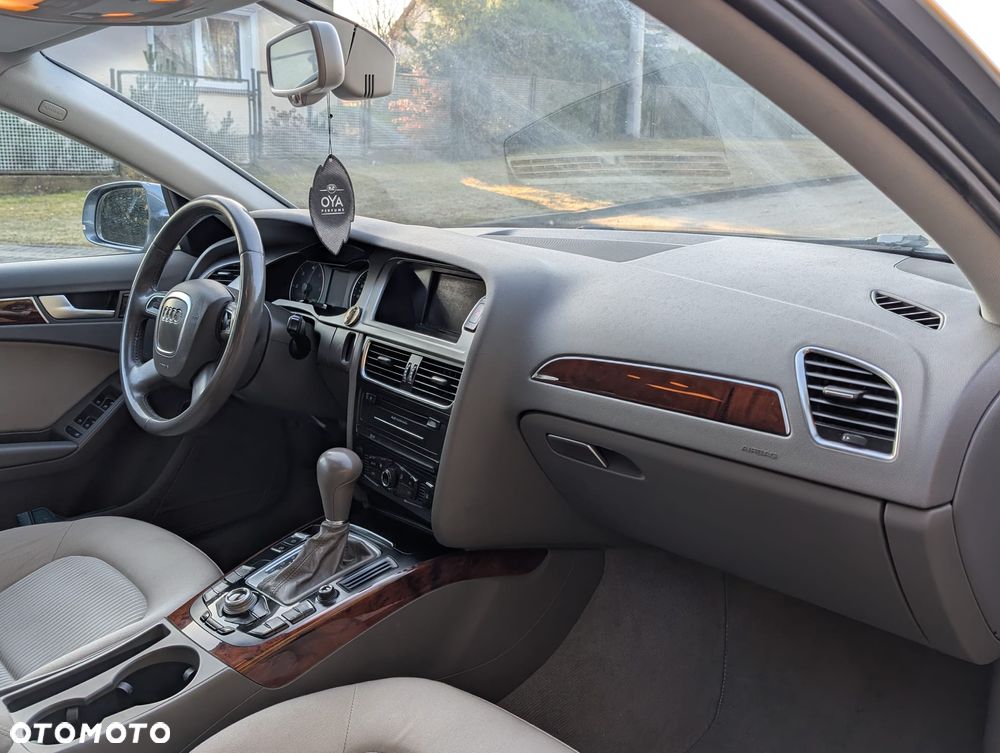 Audi A4 Limousine - 7