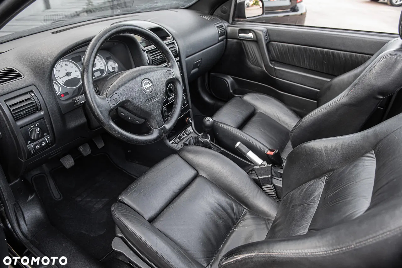 Opel Astra II 2.2 Sport - 6