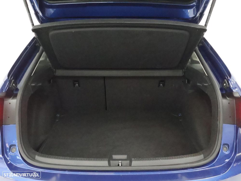 VW Taigo 1.0 TSI Urban DSG - 6