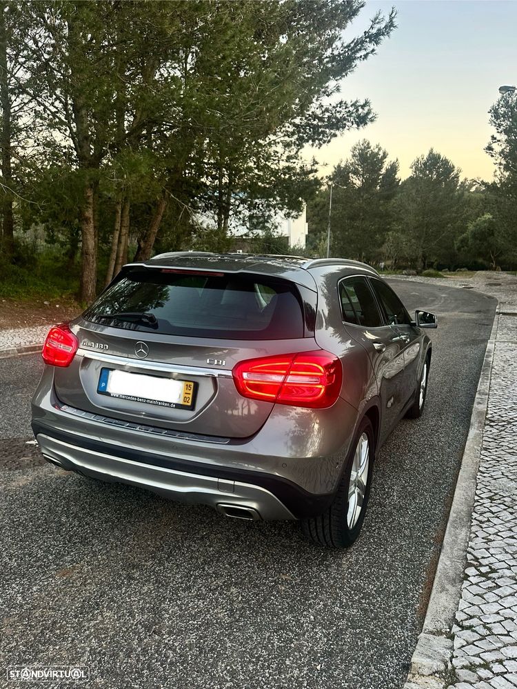 Mercedes-Benz GLA 180 (CDI) d Urban - 25