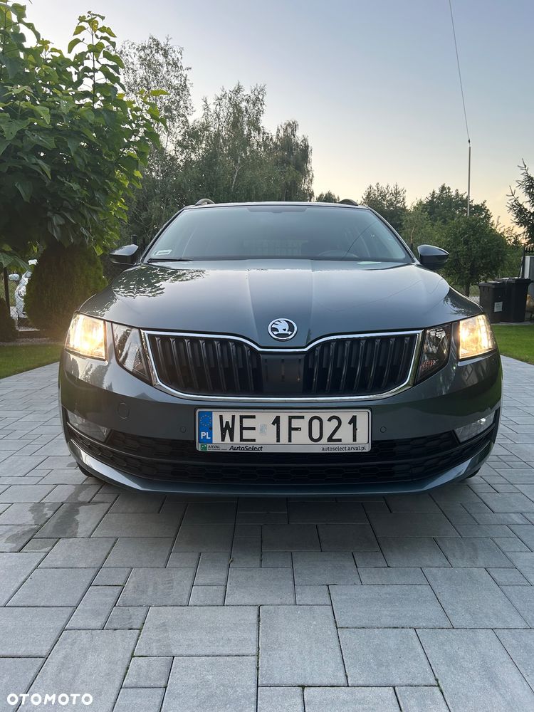 Skoda Octavia 2.0 TDI SCR Ambition - 2