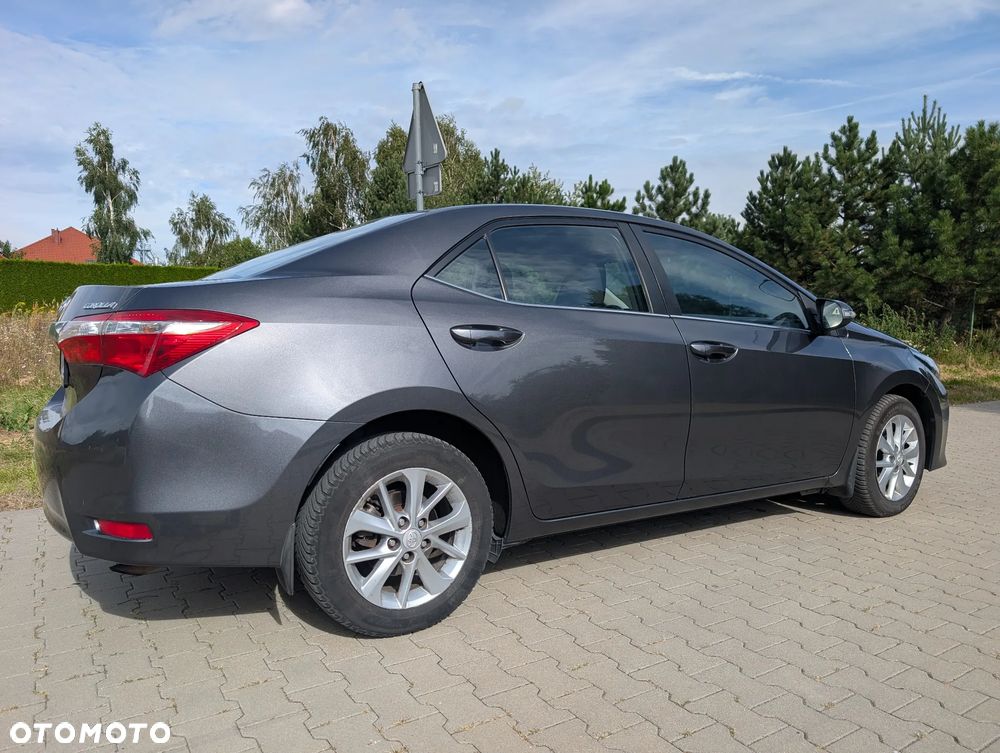 Toyota Corolla 1.6 Comfort - 9