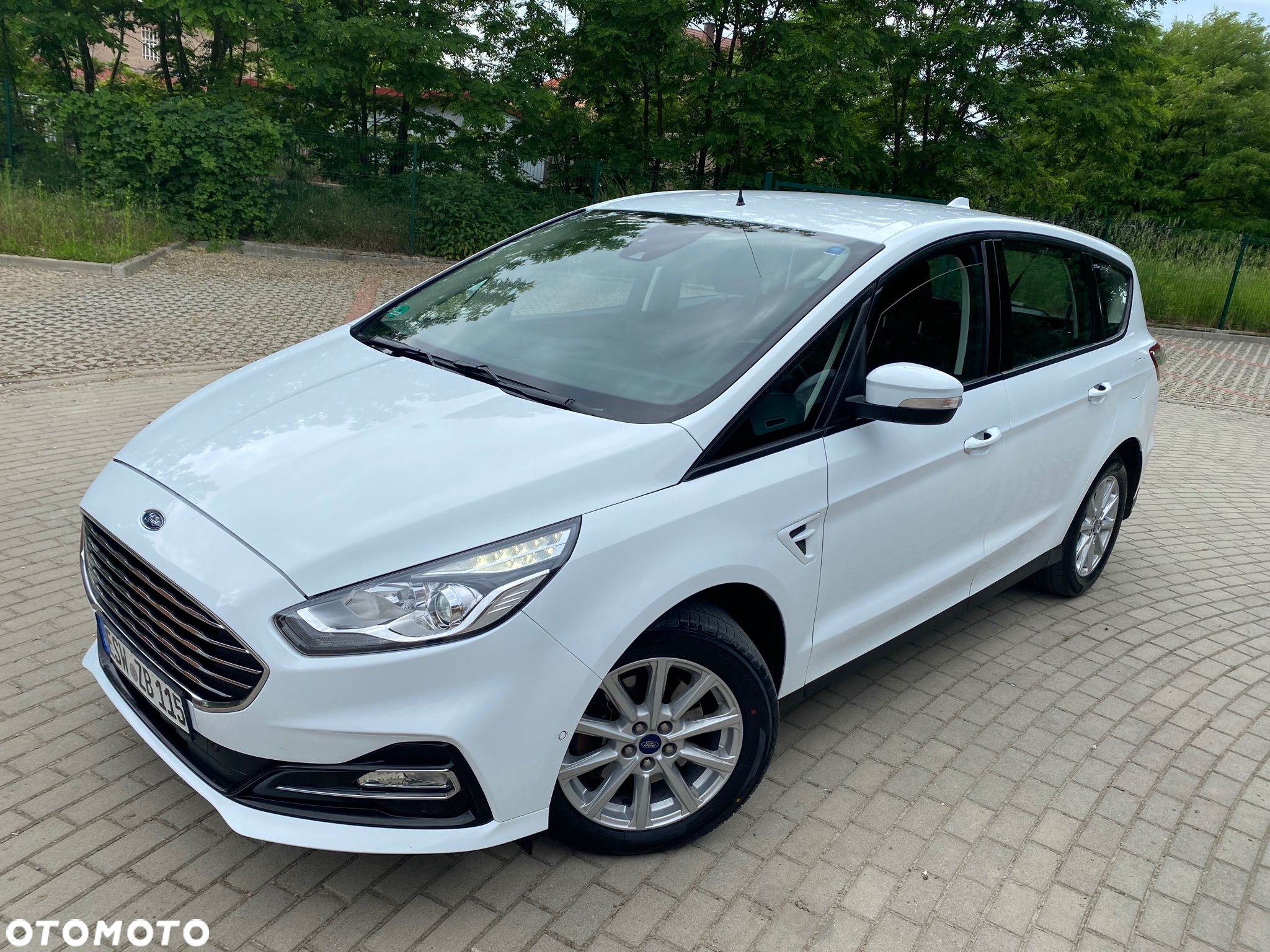 Ford S-Max 2.0 TDCi Titanium PowerShift - 1