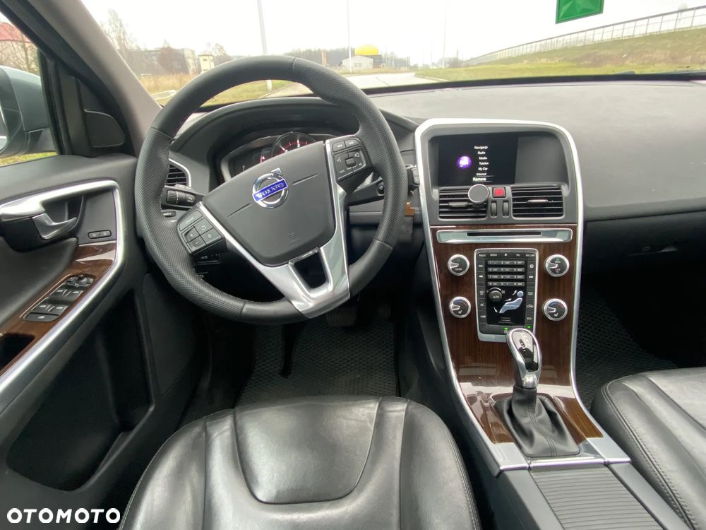 Volvo XC 60 D3 Geartronic Summum - 15