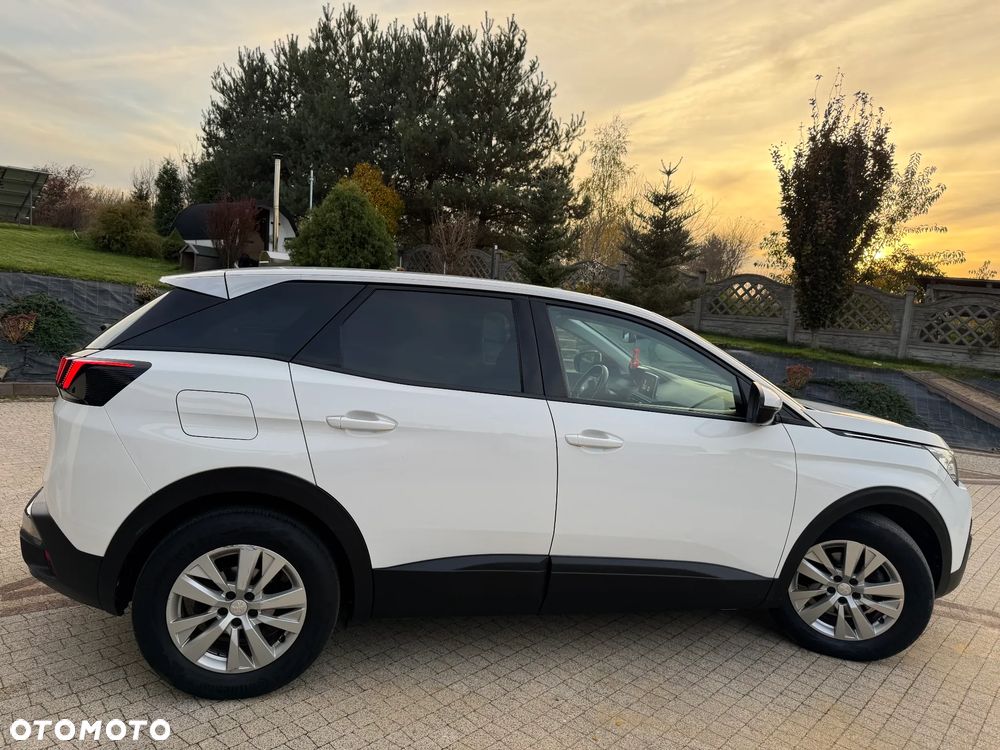 Peugeot 3008 1.5 BlueHDi Allure S&S - 10