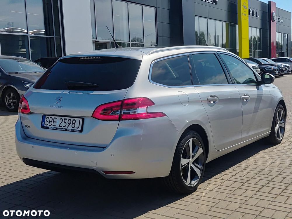 Peugeot 308 - 3