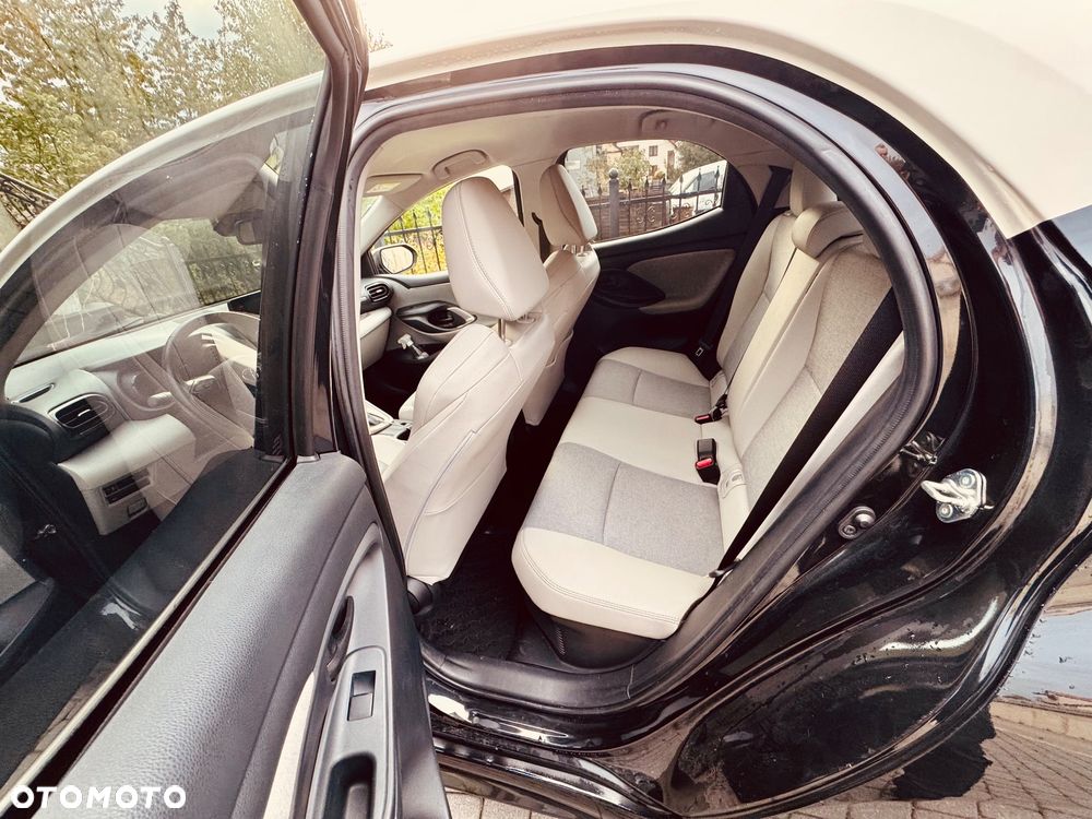 Toyota Yaris Hybrid 1.5 Selection Elegant - 7