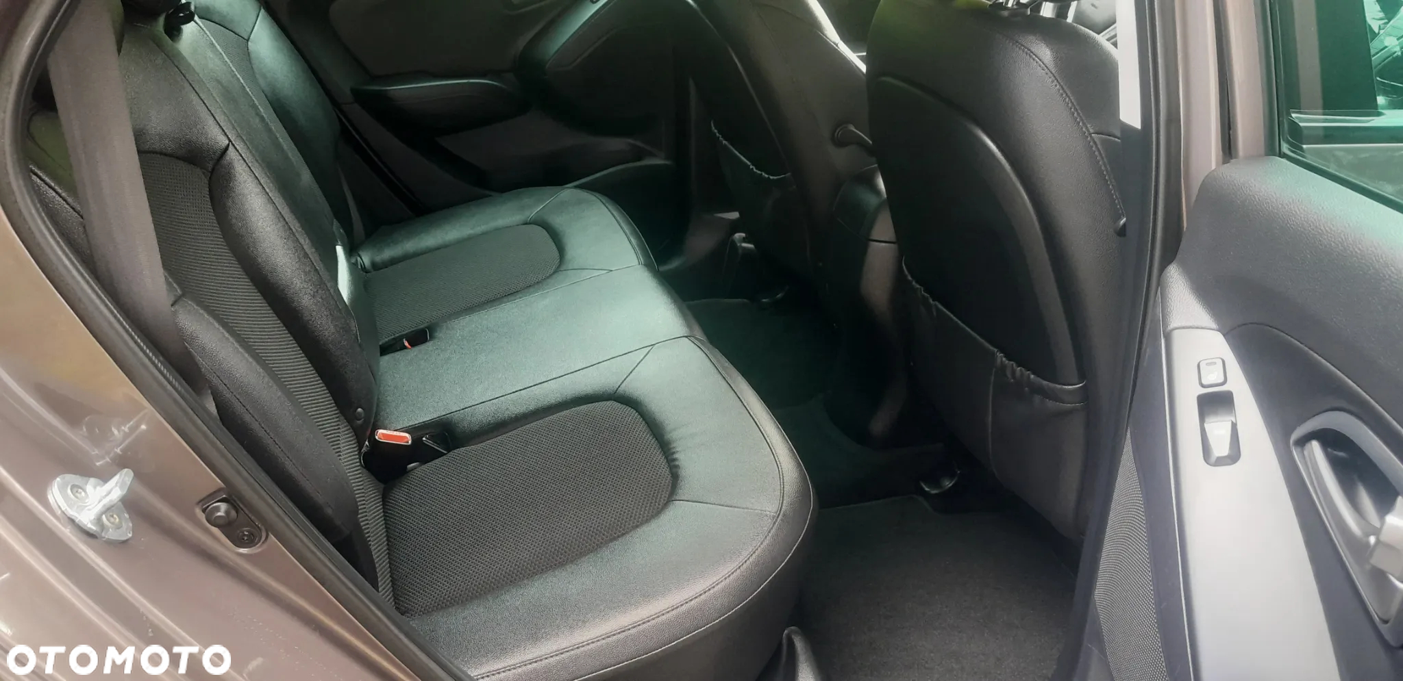 Hyundai ix35 2.0 CRDi Premium 2WD - 19