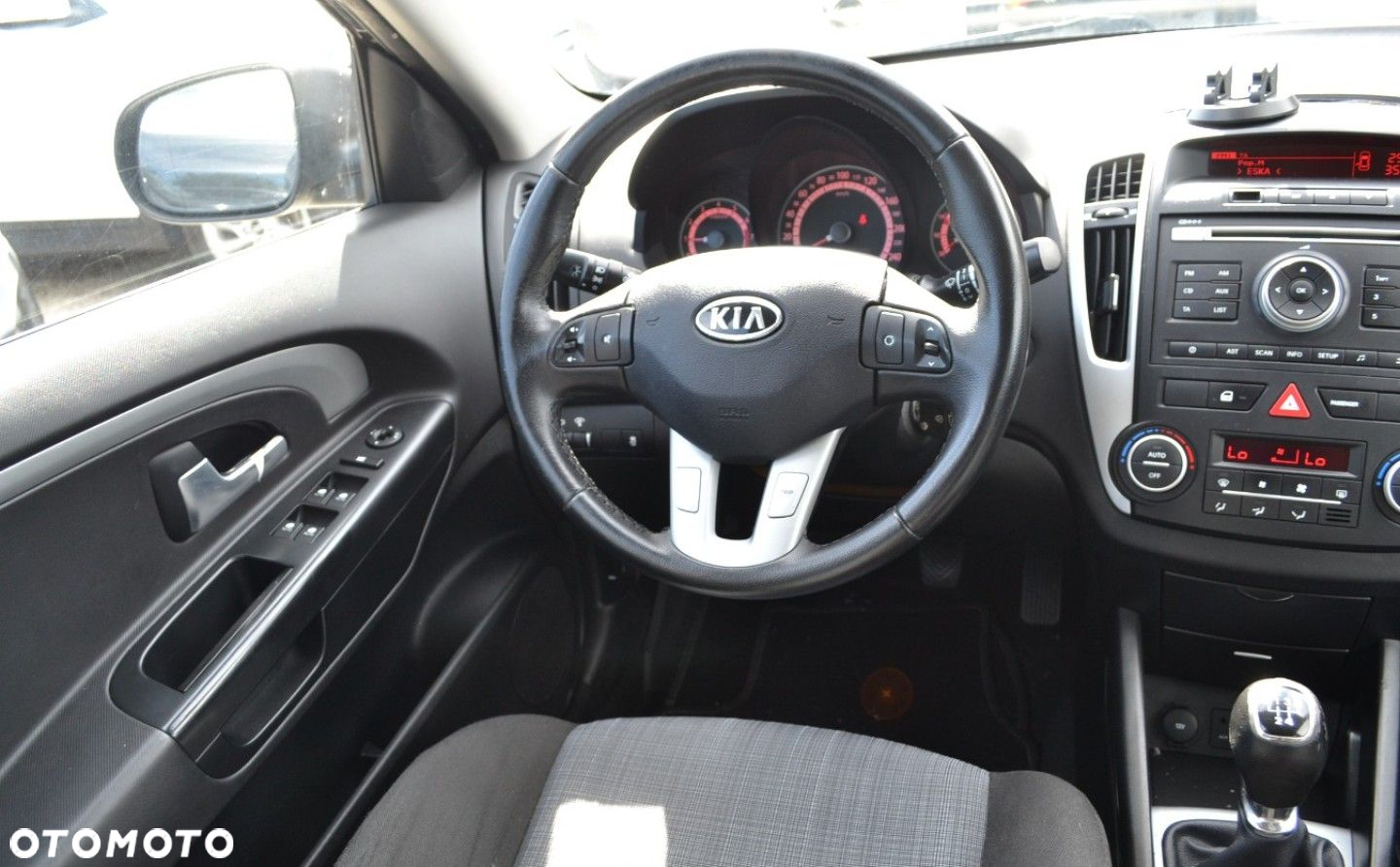 Kia Ceed Cee'd 1.4 Comfort + - 5