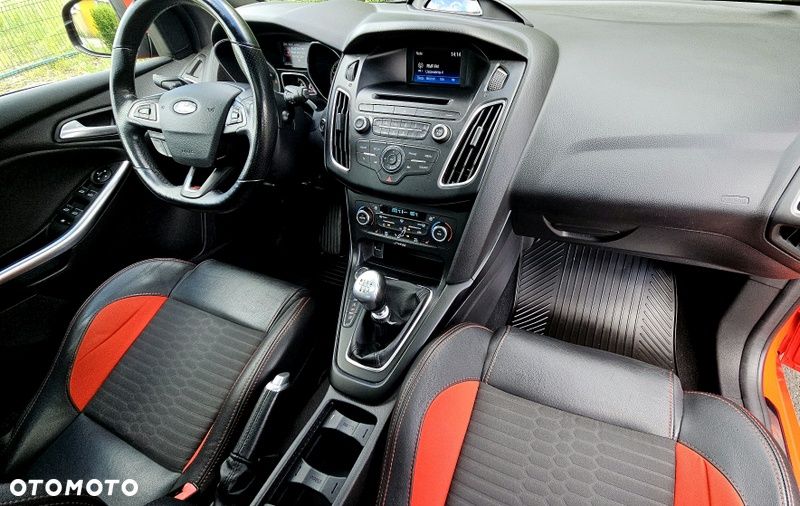 Ford Focus 2.0 TDCi ST - 26