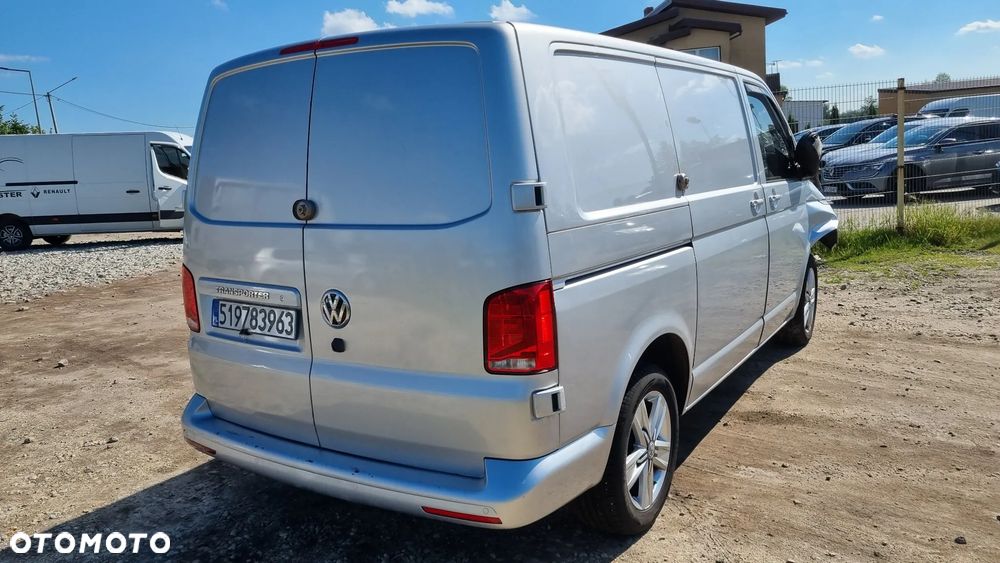 Volkswagen Transporter - 4