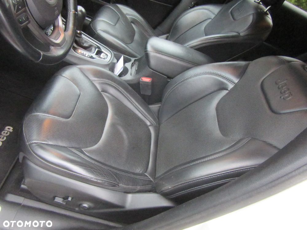 Jeep Cherokee 2.2 MJ II Automatik Limited - 11