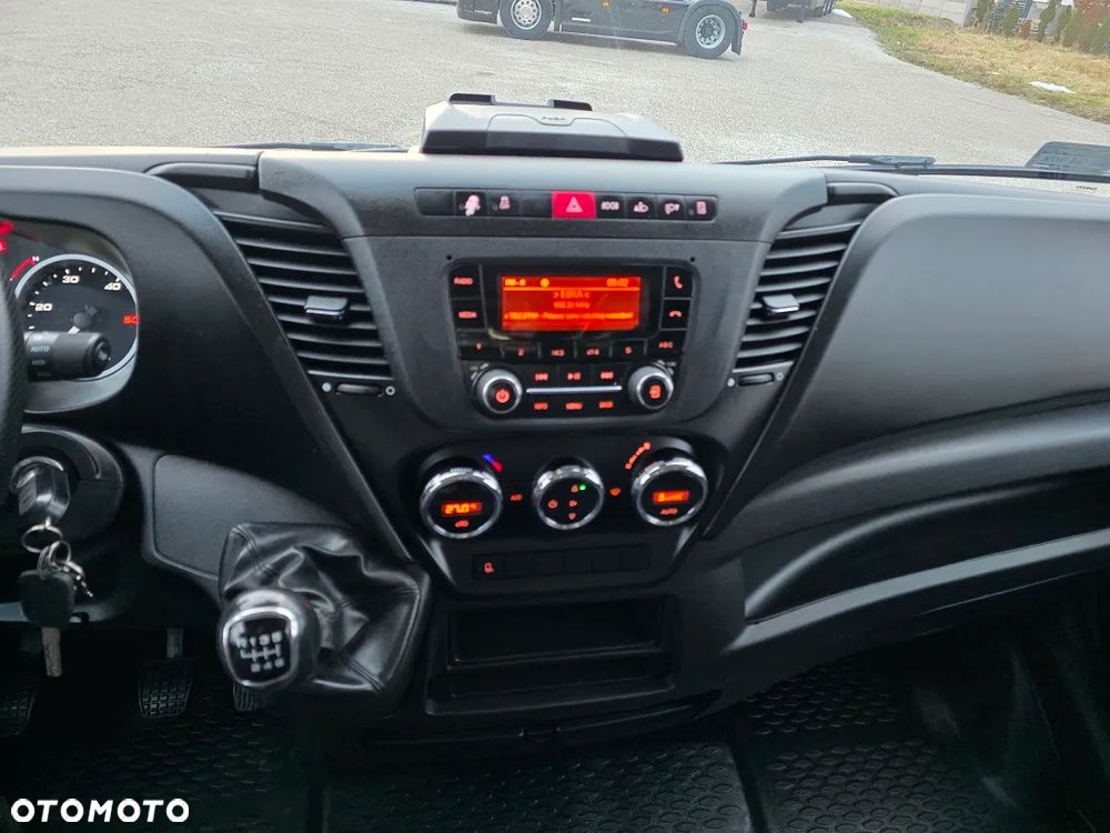 Iveco DAILY  50C18  12 PALET 6 METRÓW  KONTENER DMC 3.5T - 15