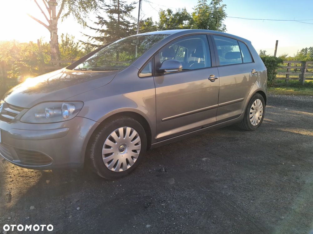 Volkswagen Golf Plus 1.9 TDI DSG Comfortline - 9