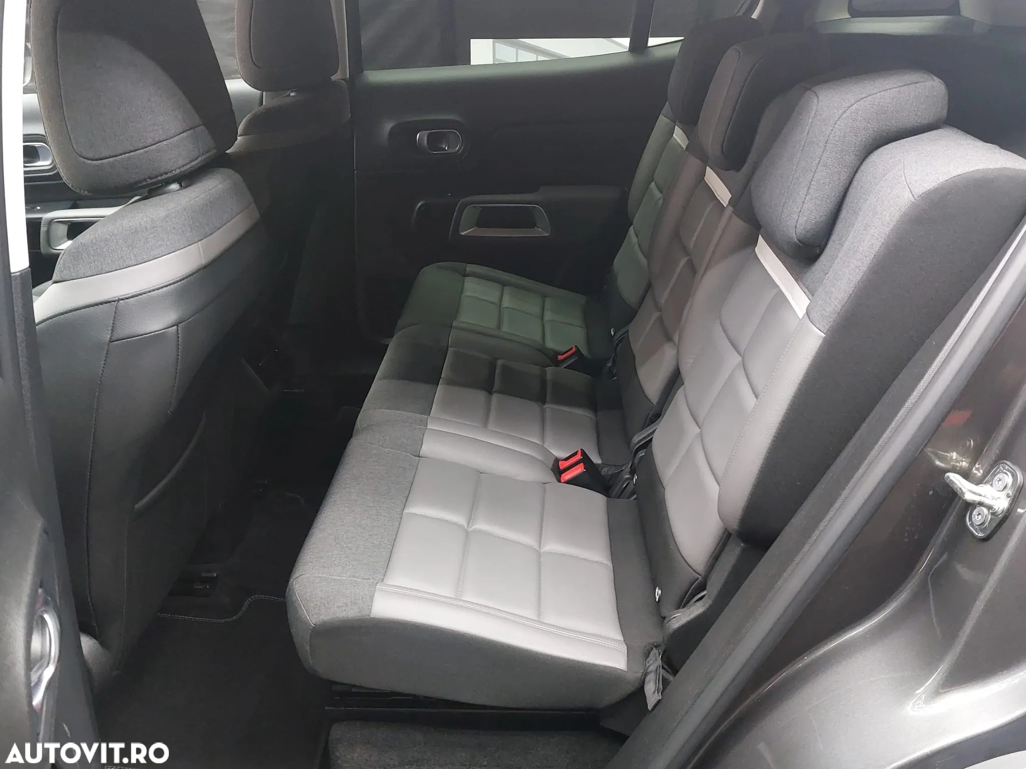 Citroën C5 Aircross 1.2 PureTech S&S EAT8 Shine - 10