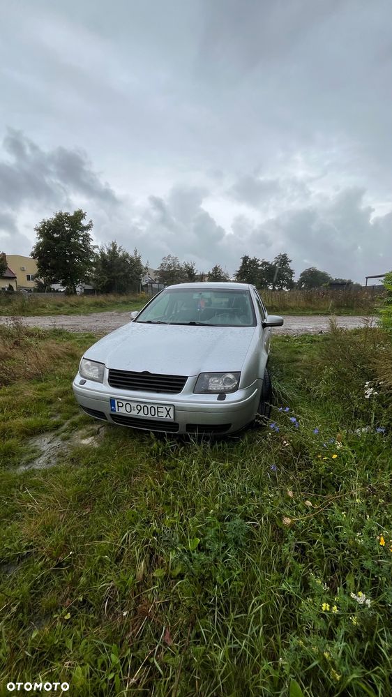 Volkswagen Bora 1.9 TDI - 1