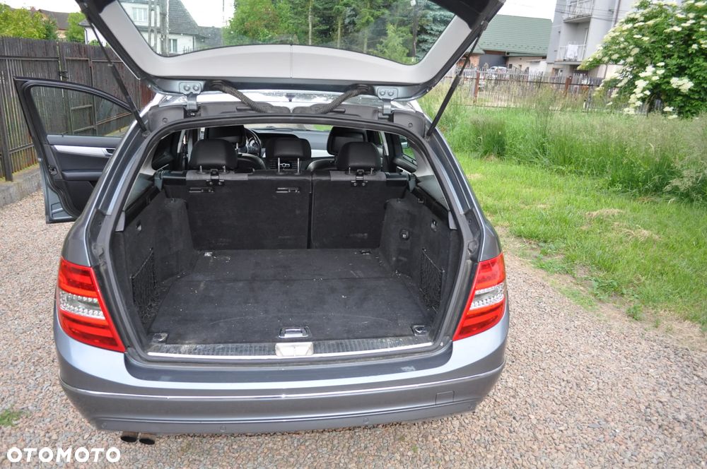 Mercedes-Benz Klasa C 180 BlueEFFICIENCY 7G-TRONIC - 8